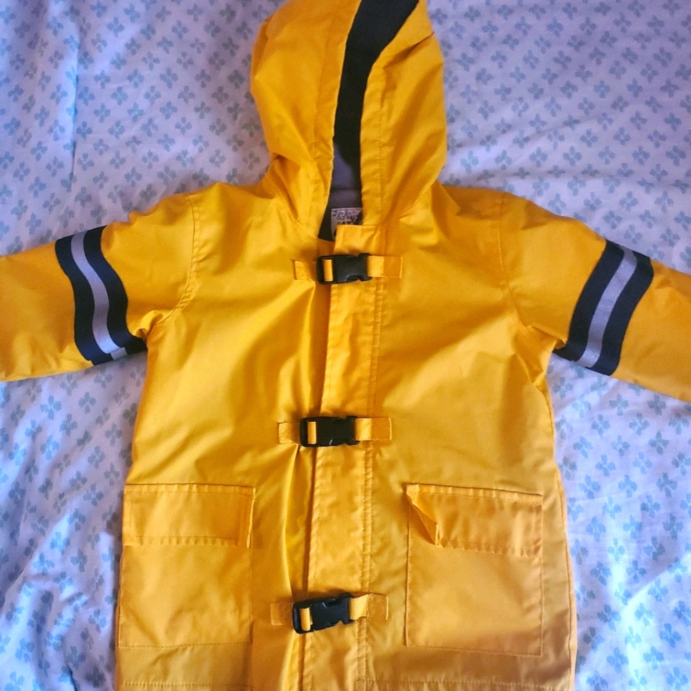 Old navy 4t rain jacket